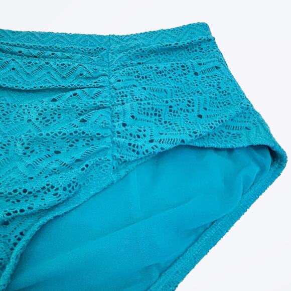 Torrid 2X Bikini Set High Neck Crochet Top & High-Rise Crochet Swim Bottom - Picture 9 of 13